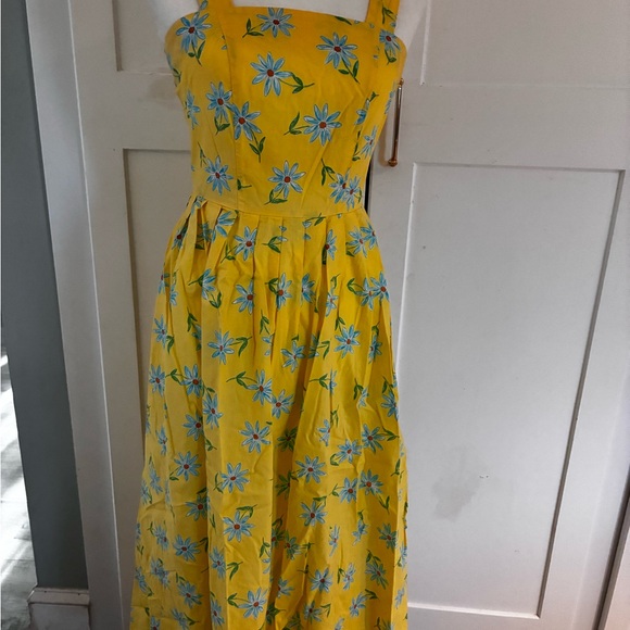 Rare 90’s Laura Ashley Yellow sun dress with adjustable straps! Fitted waist! - Picture 11 of 15
